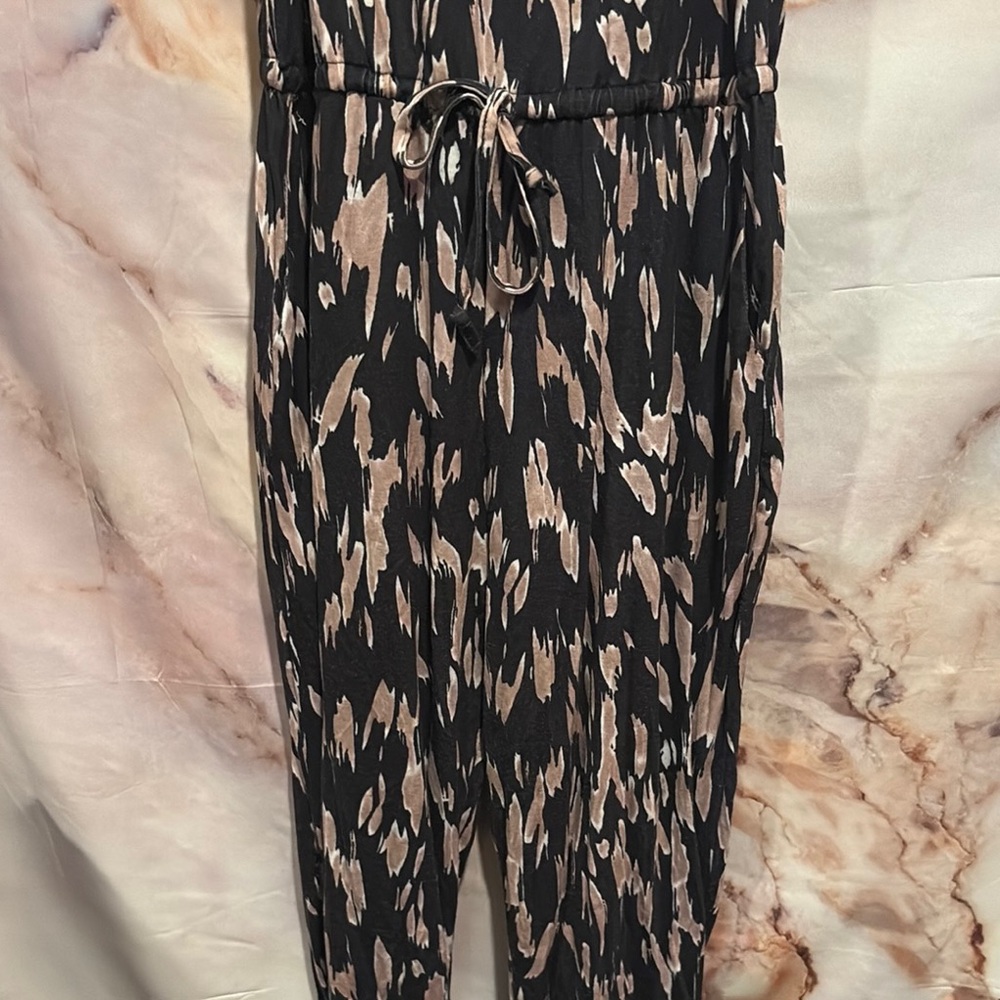 Patterned Jumpsuit ✨ - Picture 4 of 5